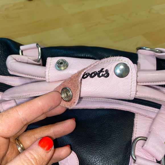 EUC Authentic Roots Monogramed Duffel Bag Circa 90’s? - Picture 4 of 12